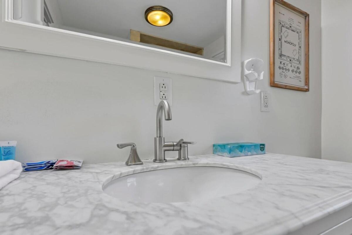 Вілла Housepitality - The Columbus Game House - 2 Br Екстер'єр фото