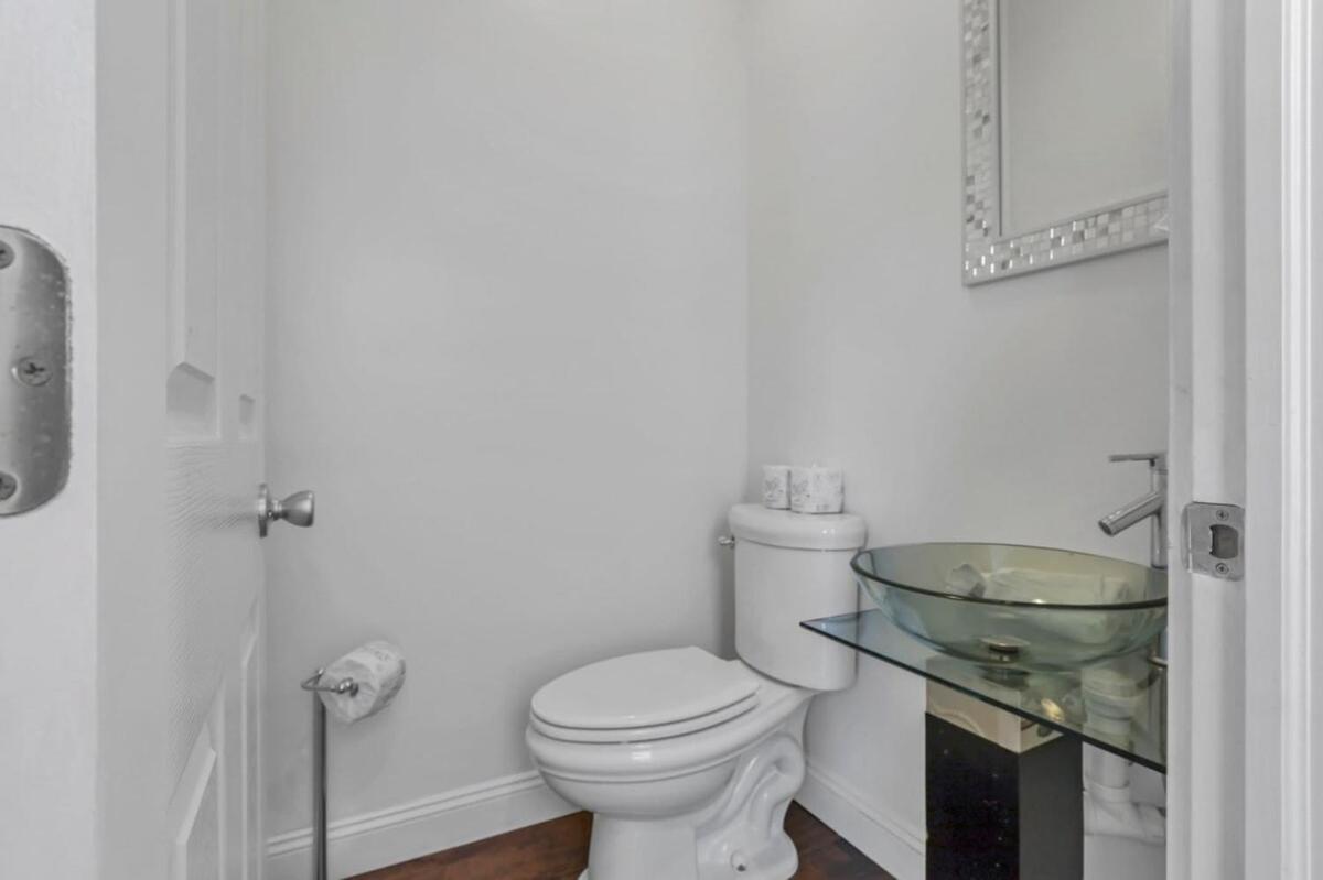 Вілла Housepitality - The Columbus Game House - 2 Br Екстер'єр фото